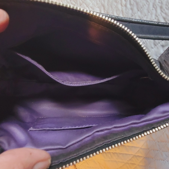 Black Leather Shoulder Bag with silver Hardware - Picture 5 of 11